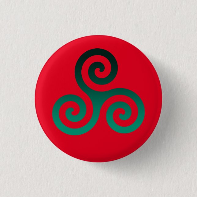 Green Triskele Vivid Red 3 Cm Round Badge (Front)
