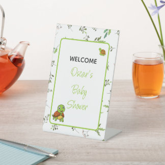 Green turtles two leaves pattern custom babyshowe pedestal sign