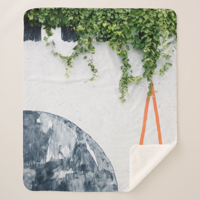 GREEN VINES ON WALL SHERPA BLANKET (Front)