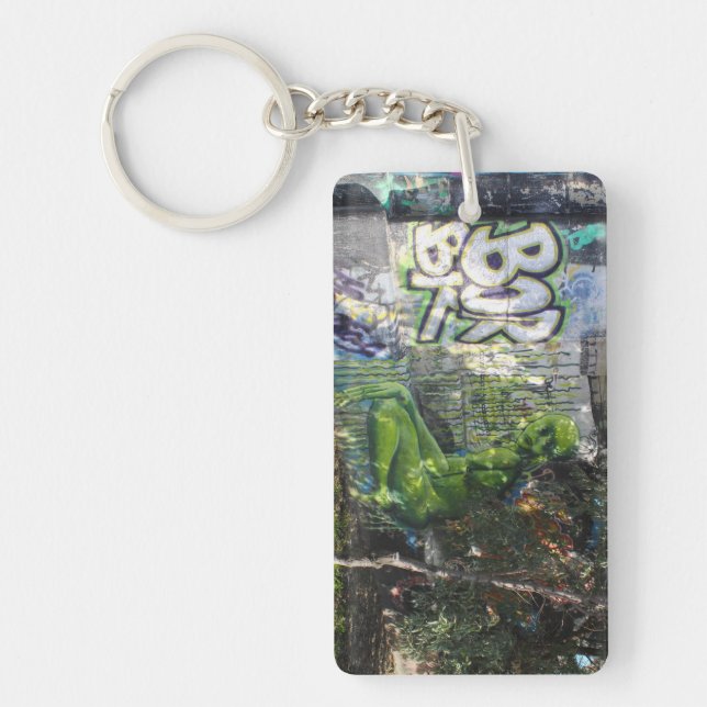 Green Visitor From Outer Space Graffiti Key Ring (Front)