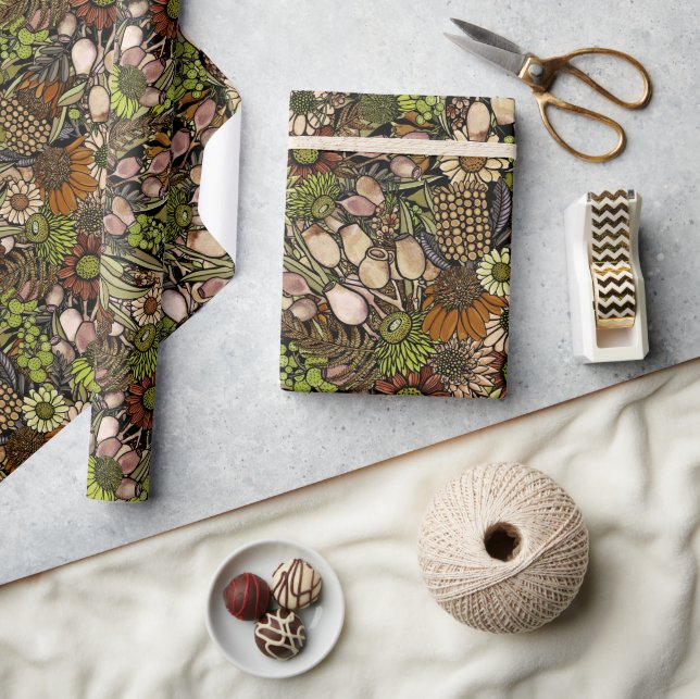 Green Wildflower Garden Pattern Wrapping Paper (Crafts)