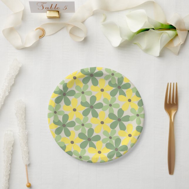 Green Yellow Retro Y2K 70s Flower Pattern Paper Plate (Wedding)
