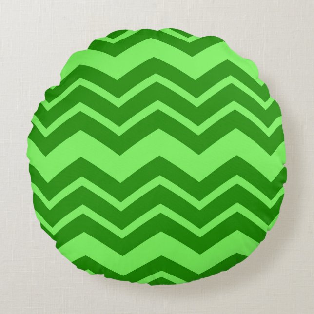 Green Zig Zag Chevron Pattern Design  Round Cushion (Front)