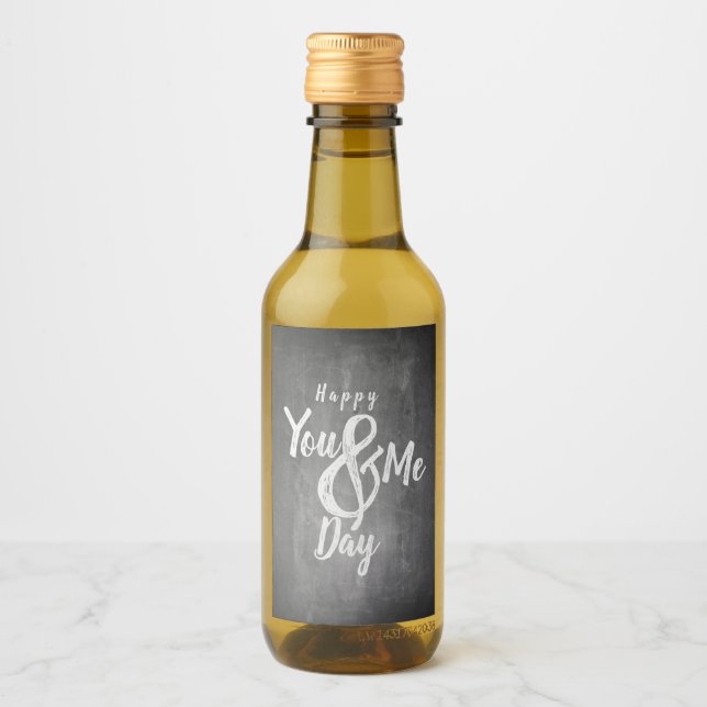 Greetings anniversary in chalkboard look wine label (Front)