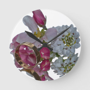 Greetings -Cheers Round Clock