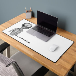 Grey Alien , I want to believe Desk Mat