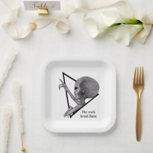 Grey Alien, the truth is out there Paper Plate