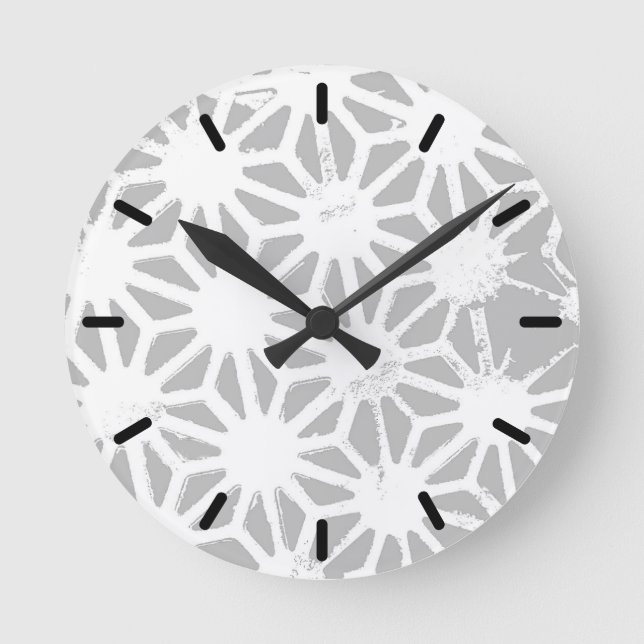 Grey and white geometric pattern round clock (Front)