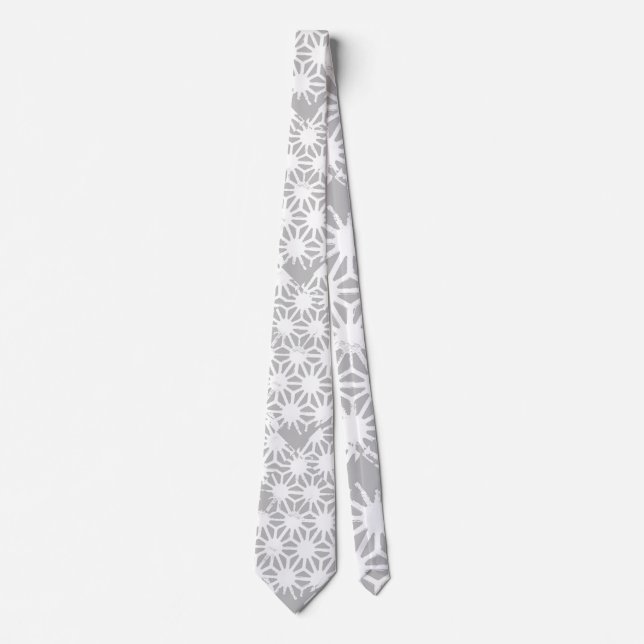 Grey and white geometric pattern tie (Front)