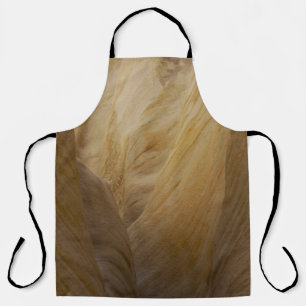 Grey and yellow stone apron