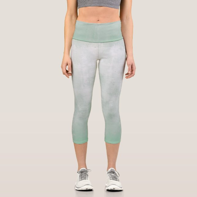 Grey Aqua geen rustic Capri Leggings (Front)