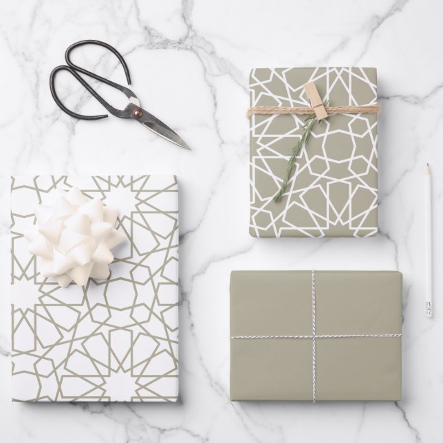 Grey Arabesque Pattern Gift Wrapping Paper (Front)