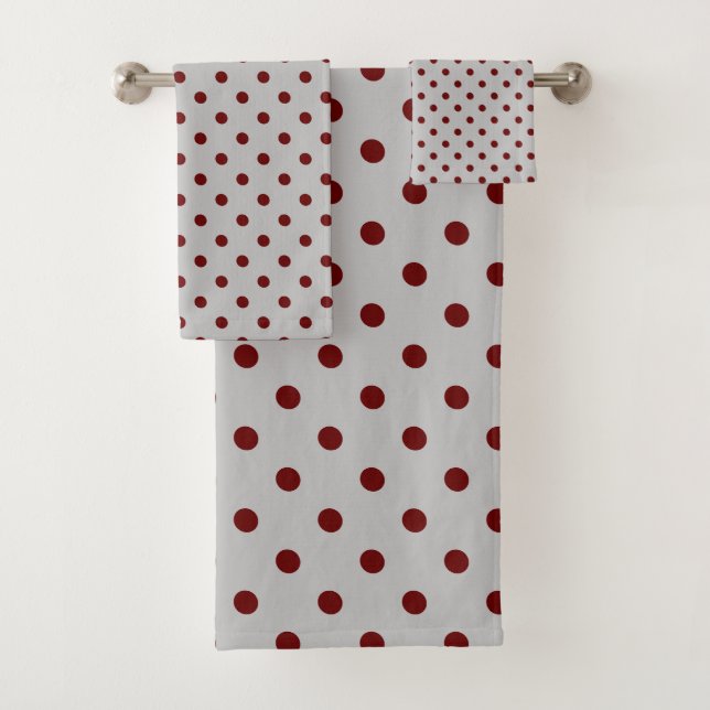 Grey Burgundy Polka Dot Bath Towel Set (Insitu)