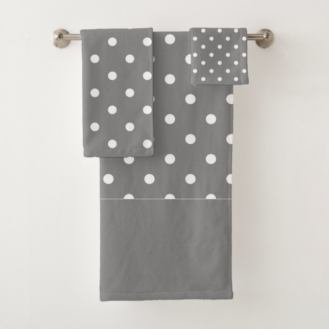 Grey Polka Dots Bath Towel Set (Insitu)