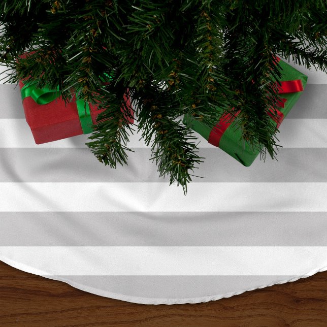 Grey Preppy Stripes Brushed Polyester Tree Skirt (Creator Uploaded)