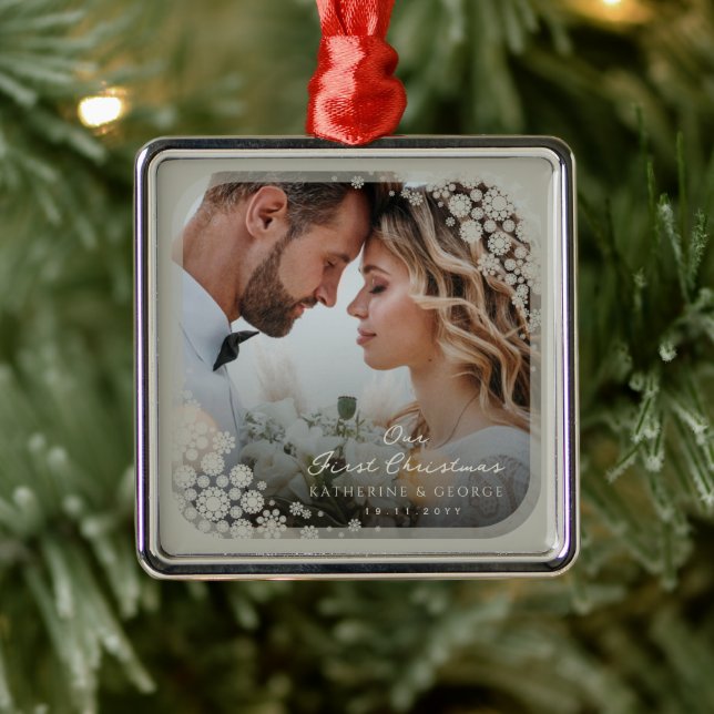 Grey Snowflakes Frame Modern Holiday Wedding Photo Metal Tree Decoration (Tree)
