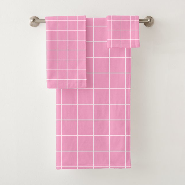 Grid Pink and White Bath Towel Set (Insitu)