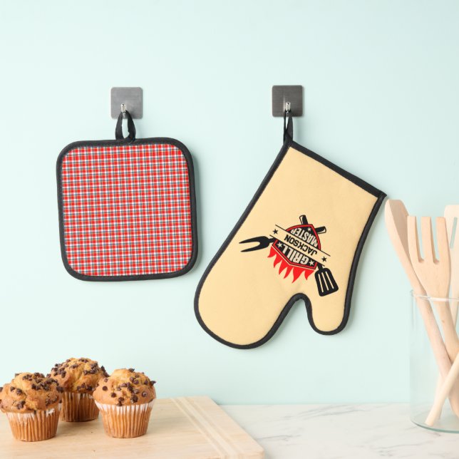 Grill Master Oven Mitt & Pot Holder Set (Insitu(Hanging))