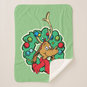 Grinch   Max Christmas Wreath Sherpa Blanket