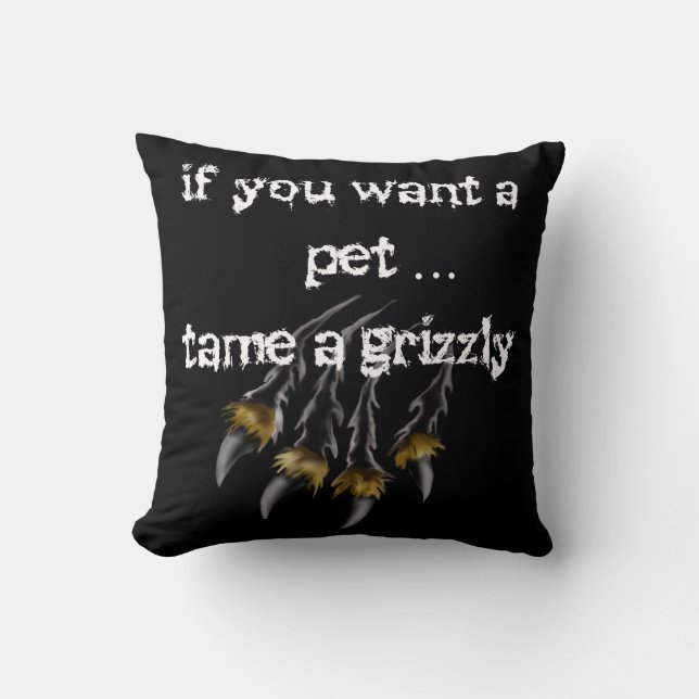 grizzly bear pet cushion (Front)