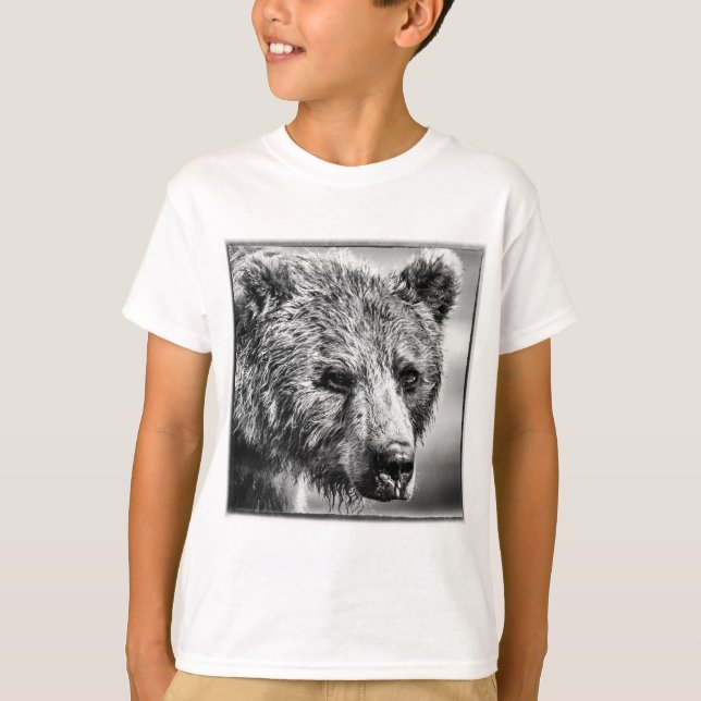 Grizzly bear portrait T-Shirt (Front)