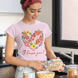 Groovy Daisy Pink Flower heart Valentine Holiday T-Shirt