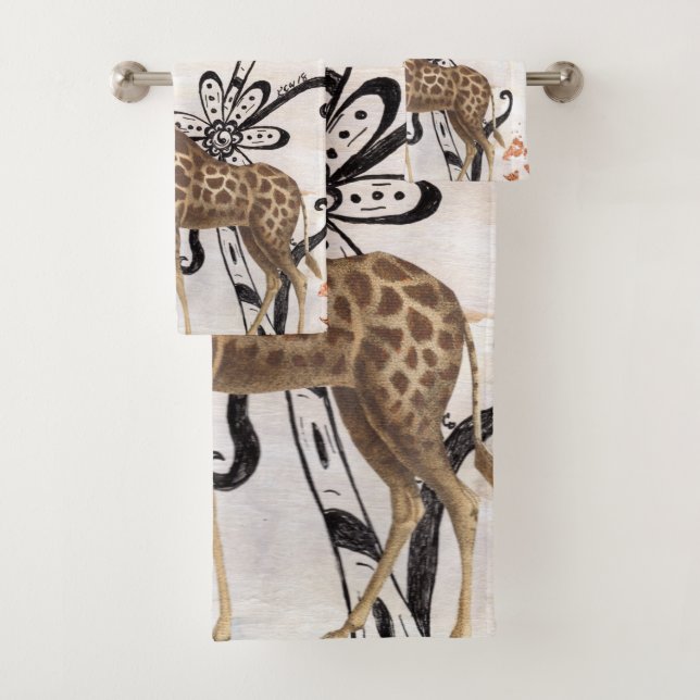Groovy Giraffe Bath Towel Set (Insitu)