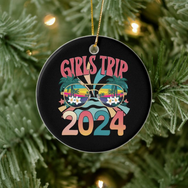 Groovy Girls Trip 2024 Weekend Summer Beach  Ceramic Tree Decoration (Tree)