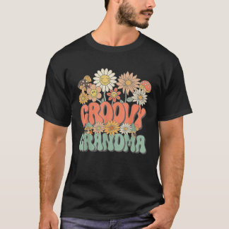 Groovy Grandma Floral Hippie Retro Daisy Flower Mo T-Shirt