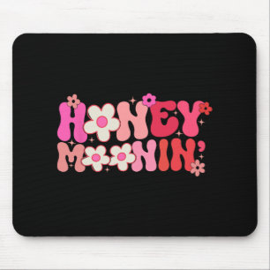 Groovy Honeymoonin Bride Bridal Shower To Honeymoo Mouse Pad