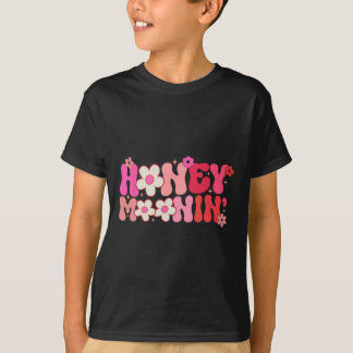 Groovy Honeymoonin Bride Bridal Shower To Honeymoo T-Shirt