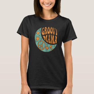 Groovy Mama 70s Aesthetic Nostalgia 1970's Retro M T-Shirt