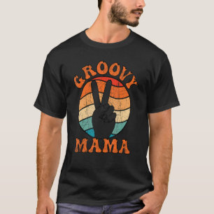 Groovy Mama 70s Aesthetic Nostalgia 1970's Retro M T-Shirt