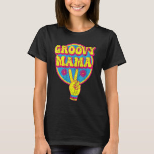 Groovy Mama 70s Aesthetic Nostalgia 1970's Retro M T-Shirt