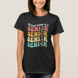 Groovy Senior Mum 2024 Senior 2024 Mama Class Of 2 T-Shirt