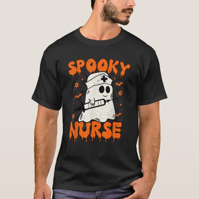 Groovy Spooky Nurse Retro Halloween Nurse Fall Scr T-Shirt (Front)