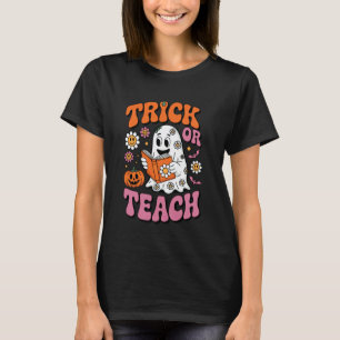 Groovy Trick Or Teach Ghost Reading Book Halloween T-Shirt