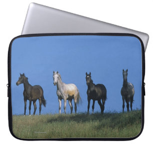 Group of Arabs Laptop Sleeve