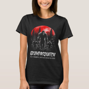 Grumpa Squatch Funny Bigfoot Dad Sasquatch Yeti Fa T-Shirt