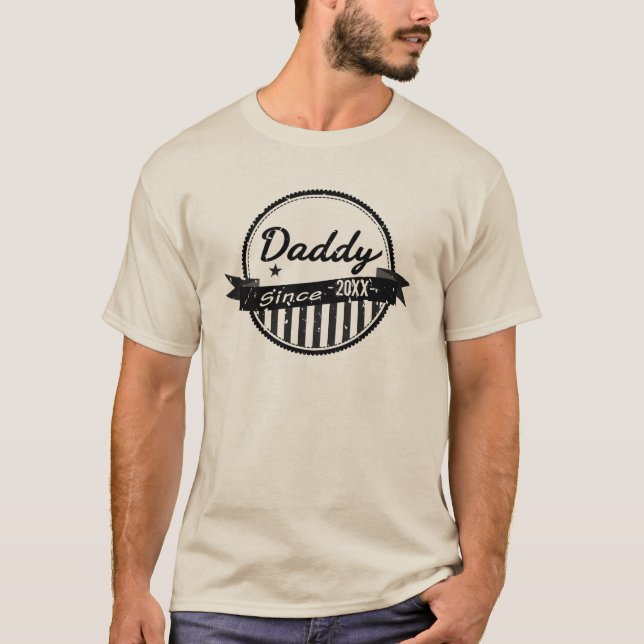 Grunge Daddy Since Year Banner Circle T-Shirt (Front)