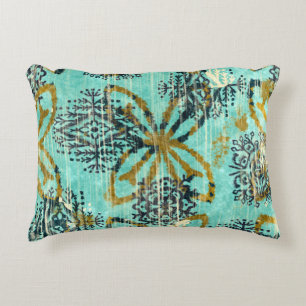 Grungy Tribal: Ethnic Rug Motif Decorative Cushion