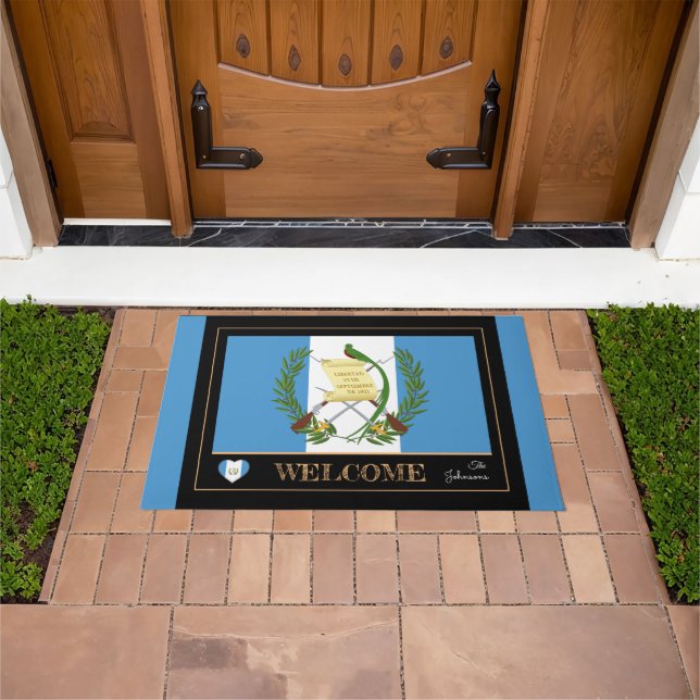 Guatemala house mat, Guatemalan Flag blu / Welcome Doormat (Outdoor)