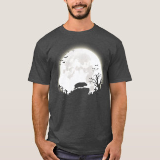 Guinea Pig with big moon halloween background T-Shirt