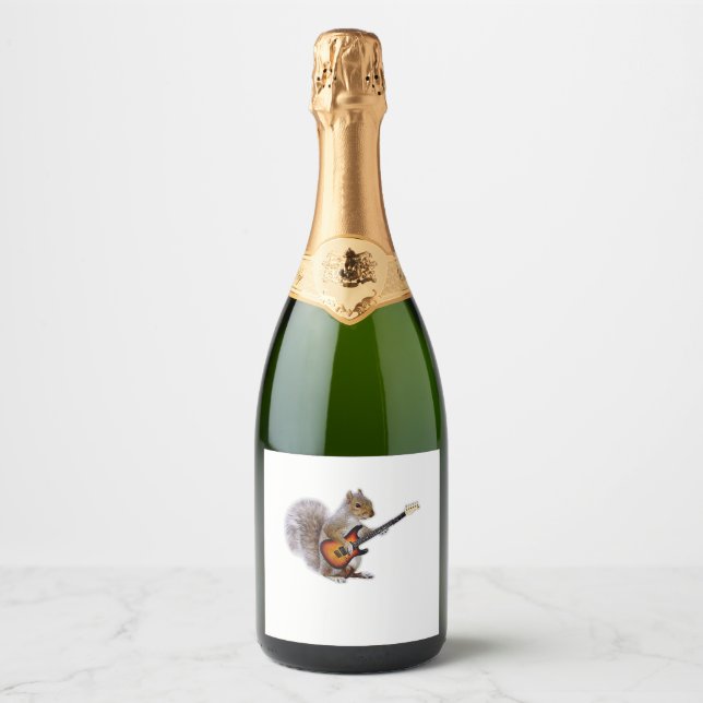 Guitar Lover | Squirrel Playing Guitar Sparkling Wine Label (Front)
