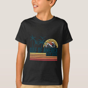 Gulf Of Us America Est 2025 Retro Vintage Beach 18 T-Shirt
