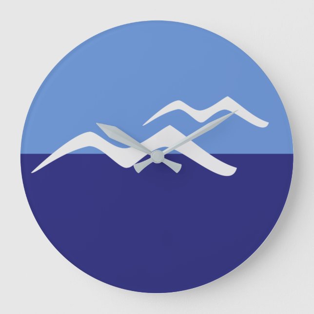 Gulls / Round (Large) Wall Clock (Front)