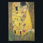 GUSTAV KLIMT - The kiss 1907 Tea Towel<br><div class="desc">GUSTAV KLIMT - The kiss 1907
Oil and gold foil on canvas</div>