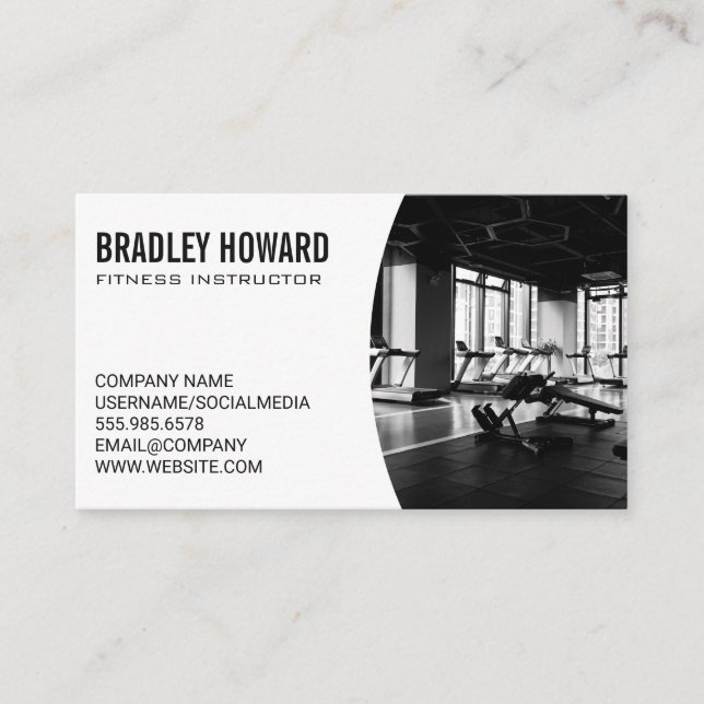 Gym Background Business Card (Front)