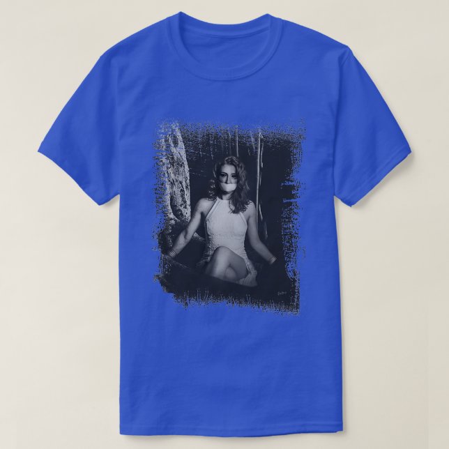 H O L L O W S H E L L T-Shirt (Design Front)