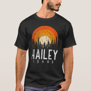 Hailey Idaho ID   Retro Style Vintage 70s 80s 90s  T-Shirt